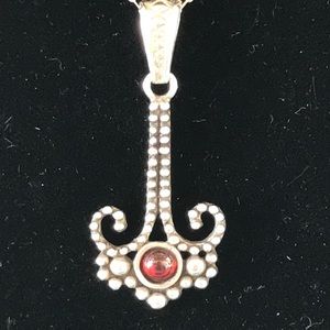 Sterling Silver - Necklace - Garnet Cabochon.